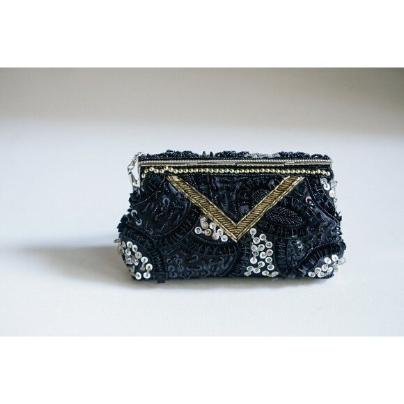 Vintage Black Beaded Sequin Latch Closure Little Evening Purse - Picture 4 of 8
